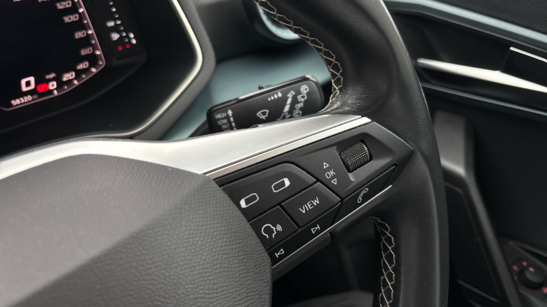 SEAT Arona 1.0 TSI 110 XPERIENCE Lux 5dr Petrol Hatchback